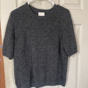Classic Crewneck Short-Sleeve Sweater - Gray  Xl runs small